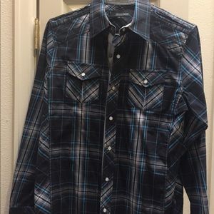 Men’s excellent condition- BKE shirt🎈🎈🎈